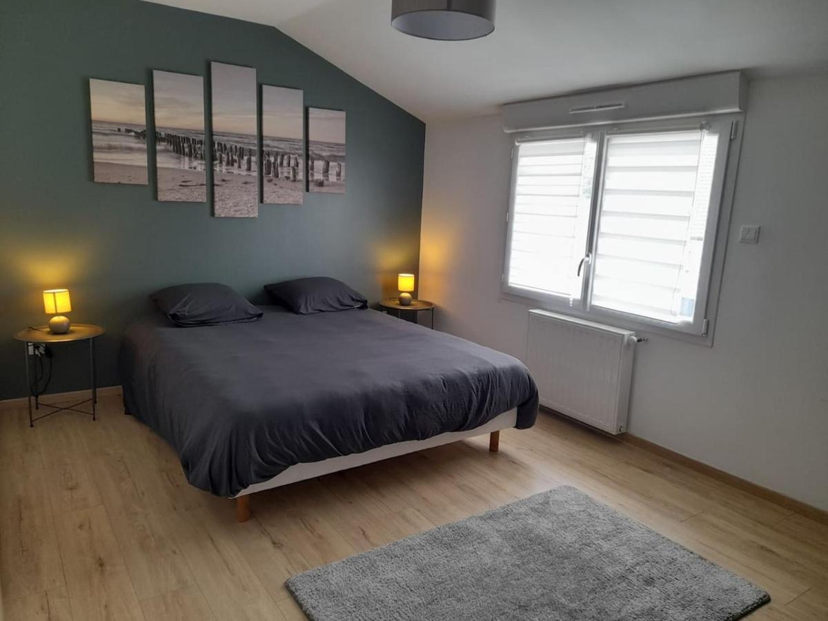 Logement De 100M2 Avec Terrasse Wardrecques Exterior foto